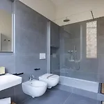 Апартаменты Cairoli Stylish By Wonderful Italy *