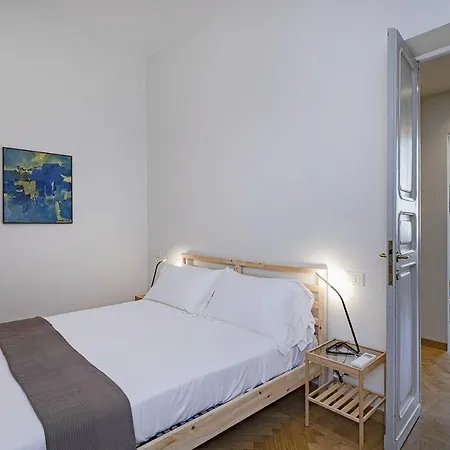 Διαμέρισμα Cairoli Stylish By Wonderful Italy