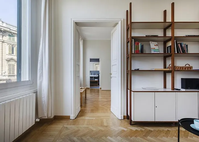 아파트 Cairoli Stylish By Wonderful Italy